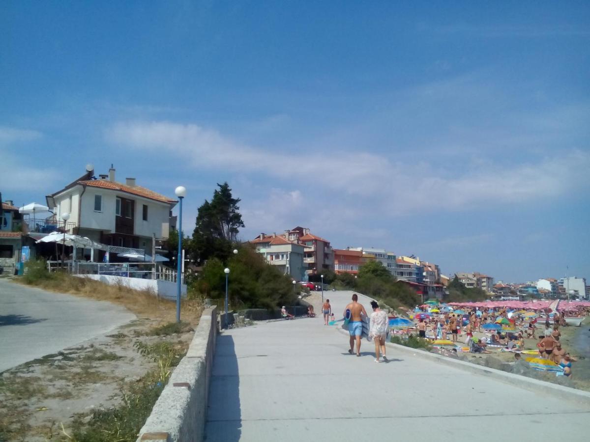 Nikolovi Home Apartments Pomorie Exterior foto